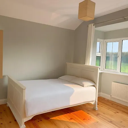 Luxurious 4 Bed At Cahir And Cashel * Whiteland Cross Roads