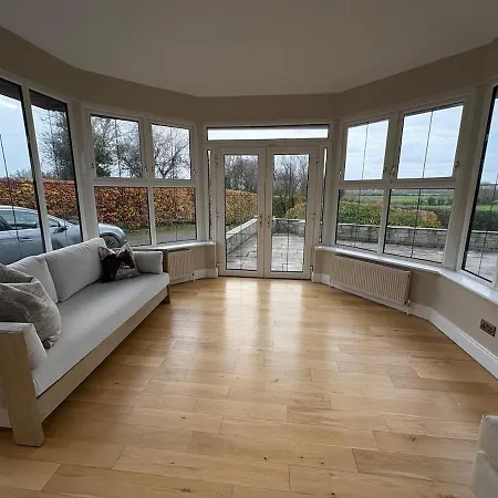 Casa vacanze Luxurious 4 Bed At Cahir And Cashel *
