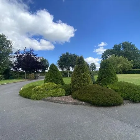 Luxurious 4 Bed At Cahir And Cashel Casa vacanze *