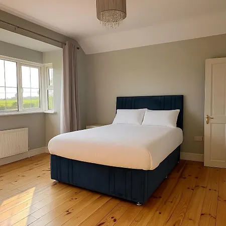 Casa vacanze Luxurious 4 Bed At Cahir And Cashel *