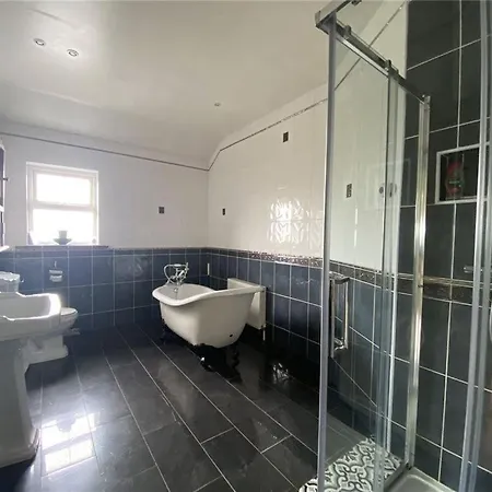 Luxurious 4 Bed At Cahir And Cashel *