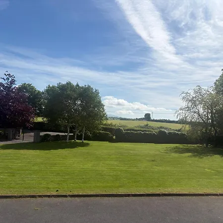 Luxurious 4 Bed At Cahir And Cashel Casa vacanze