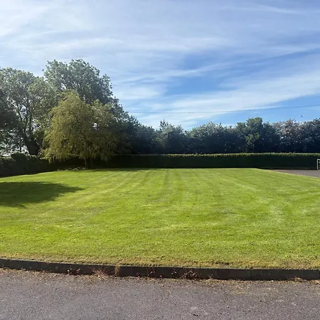 Casa vacanze Luxurious 4 Bed At Cahir And Cashel *